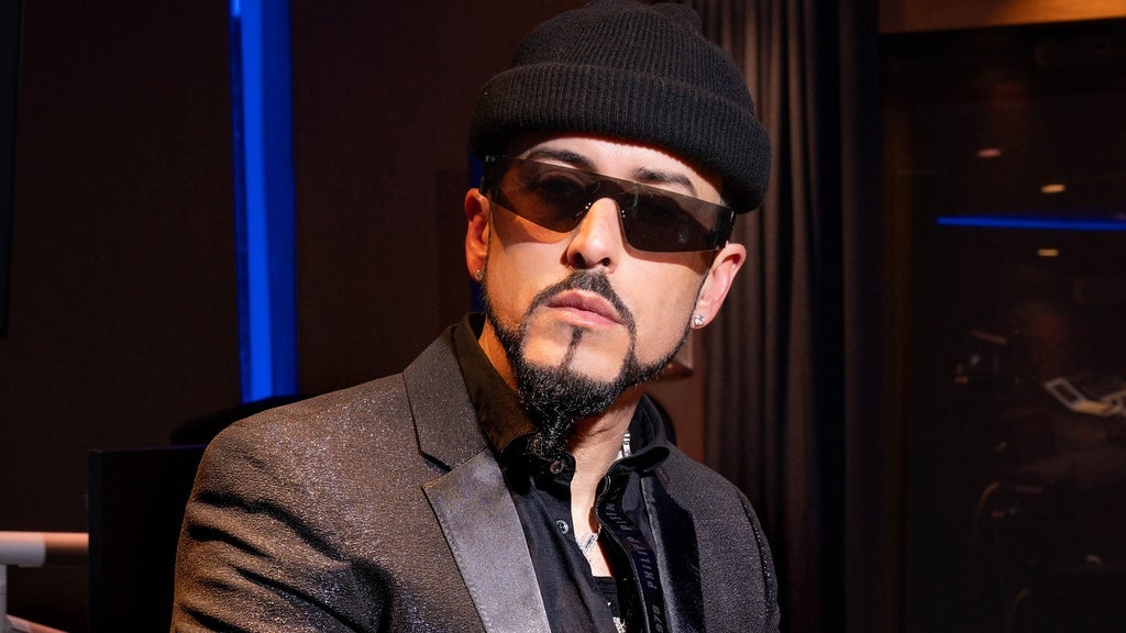 Hotels near Yandel Events