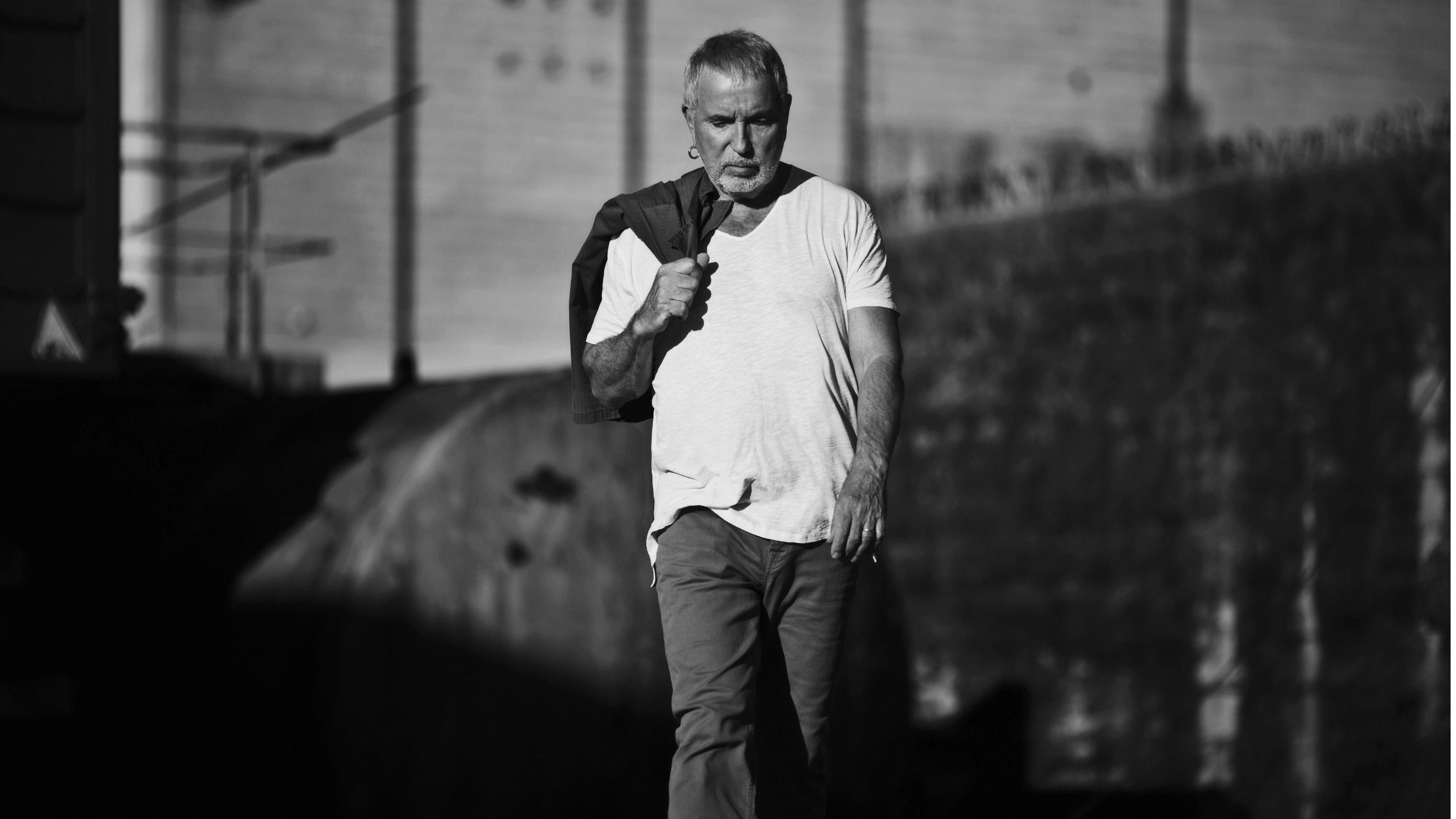 BERNARD LAVILLIERS – 2027-01-29