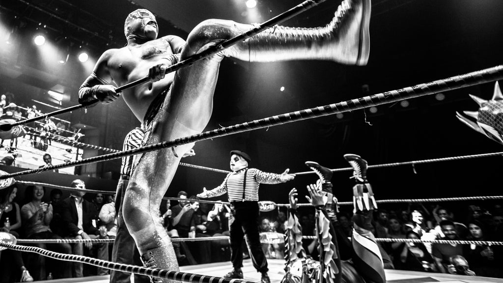 Hotels near Lucha VaVOOM Events