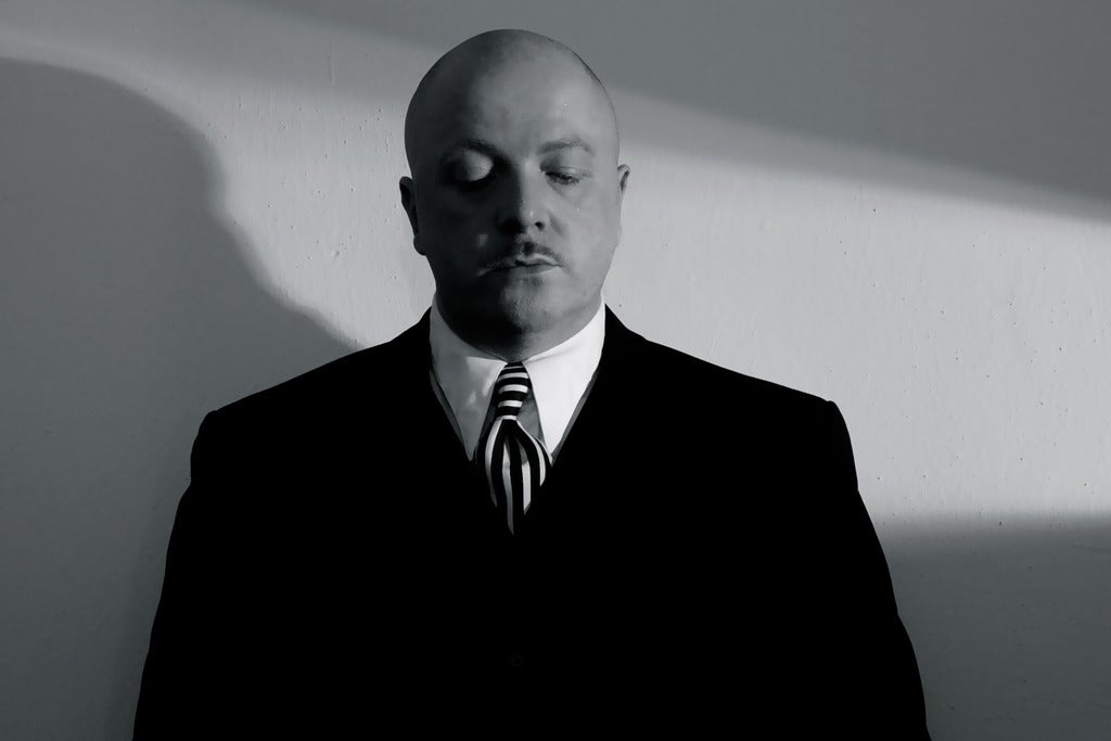 VNV Nation