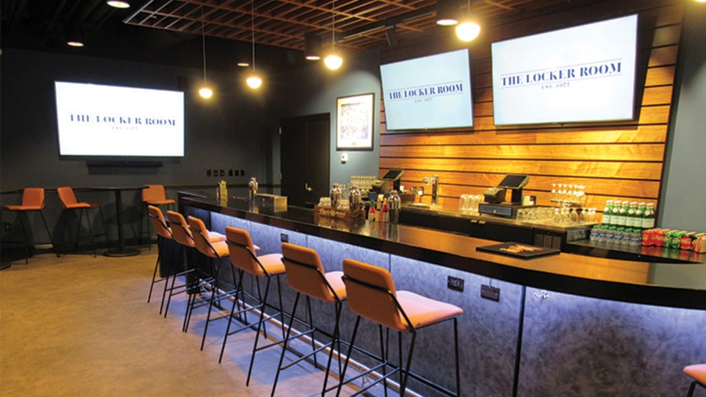 Photo of The Locker Room- Jason Aldean