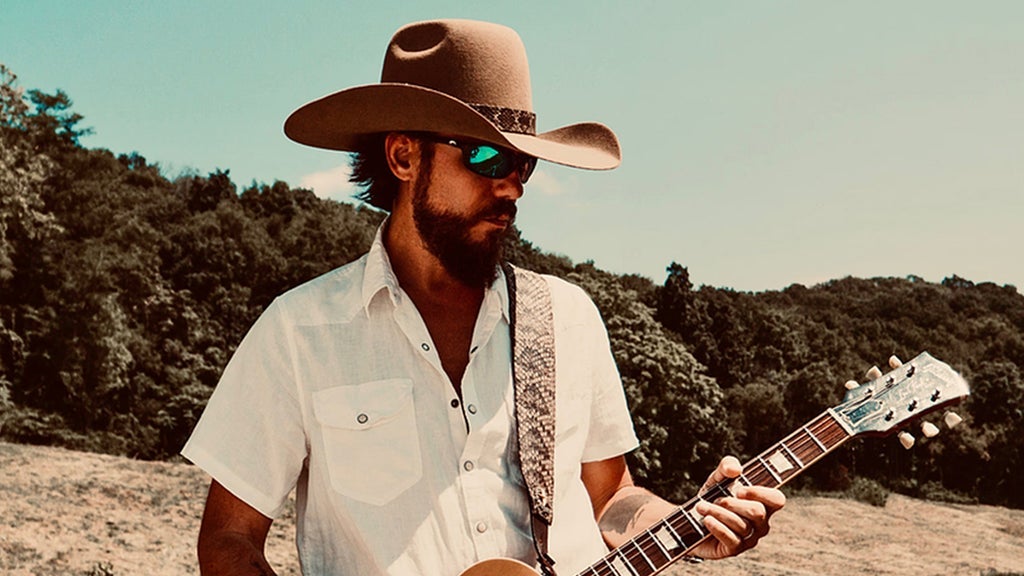 Photo of Chris Janson