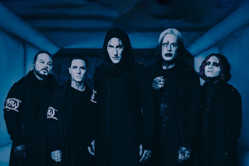 Motionless In White: The Sweat and Blood Tour photo 5