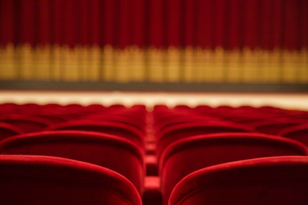 Halmstads Lunchteater - Lady Music Story