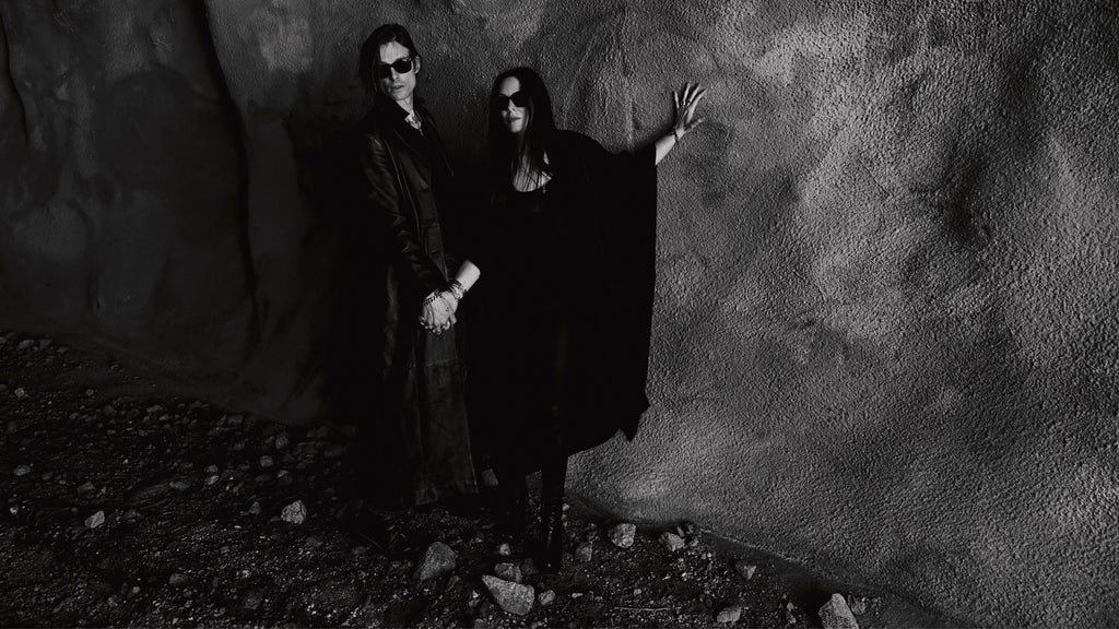 Cold Cave performing CREMATIONS