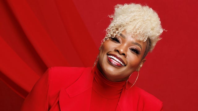 Tasha Cobbs Leonard
