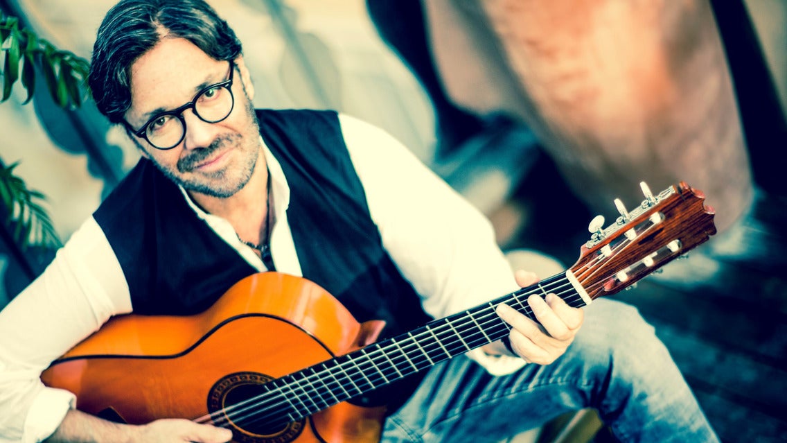 Al Di Meola live