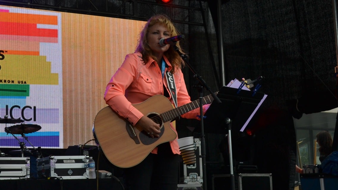 Christine Martucci