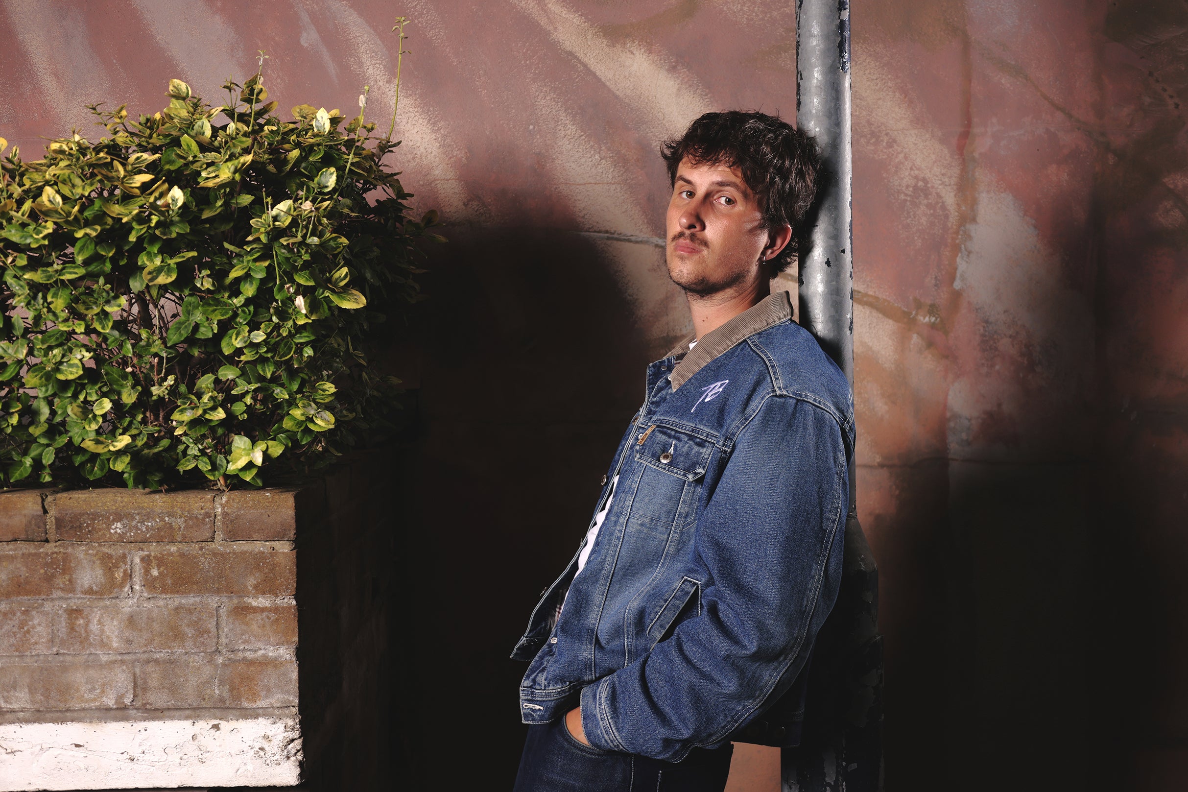 ARTHUR HILL - Venue Premium Tickets