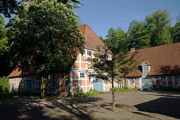 Theater in OHZ: Der Kredit (Premiere) in Turkey