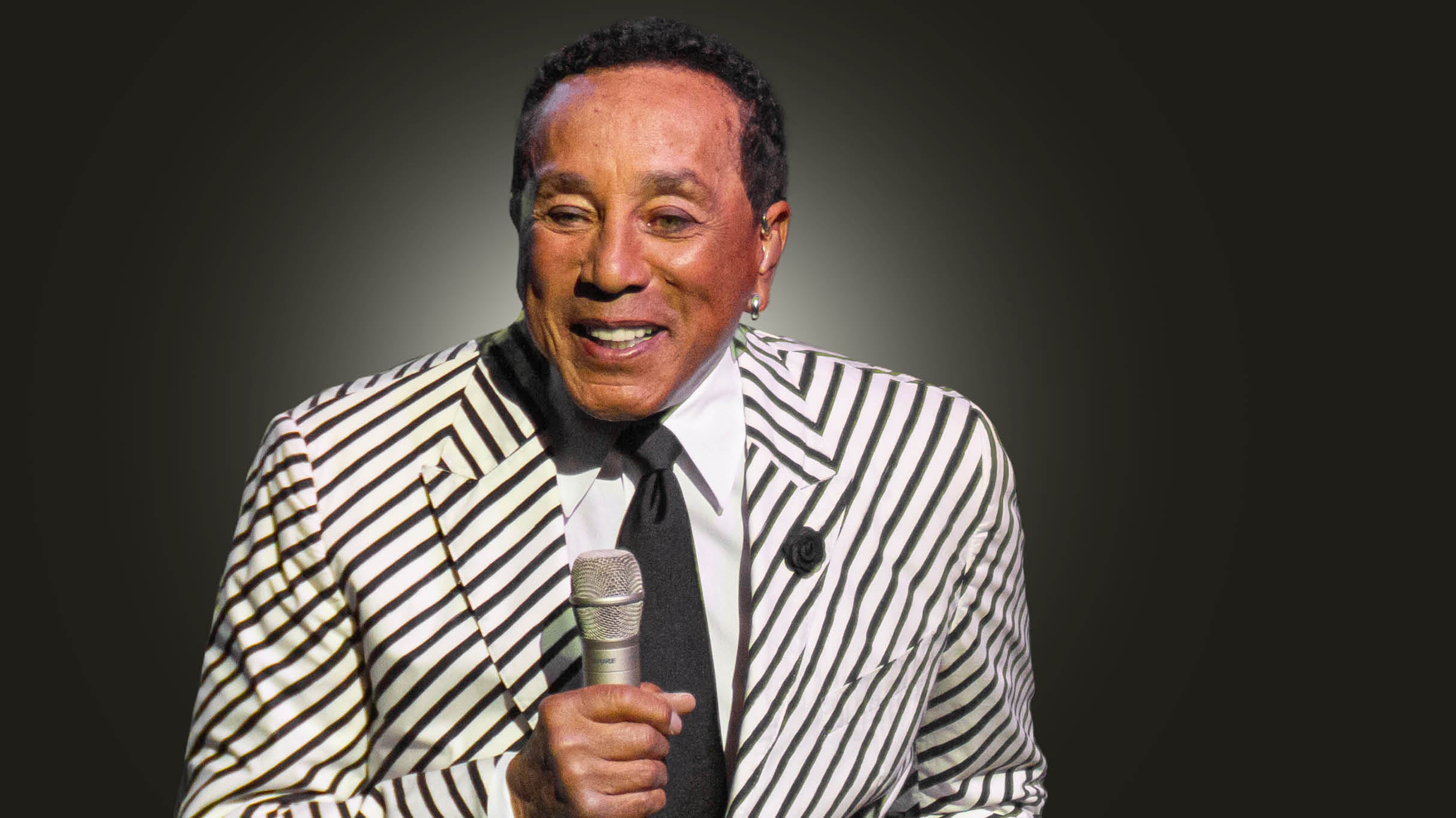 Smokey Robinson at Hard Rock Live Northern Indiana