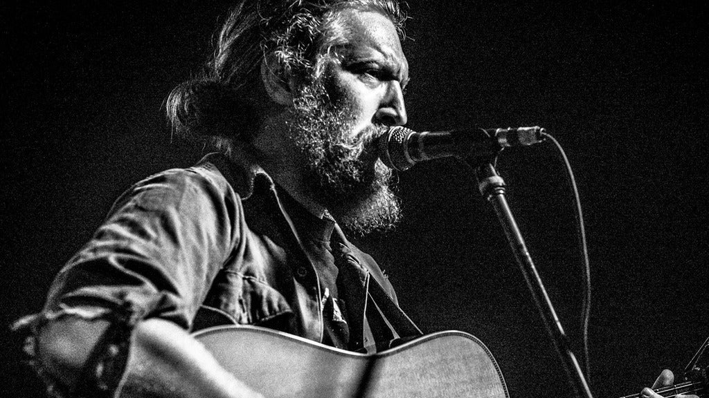 Tyler Childers at The Vogue