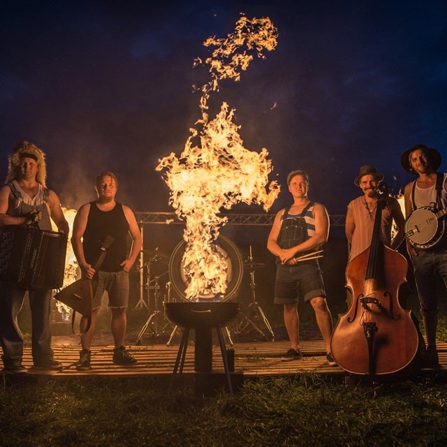 Steve'n'Seagulls Event Title Pic