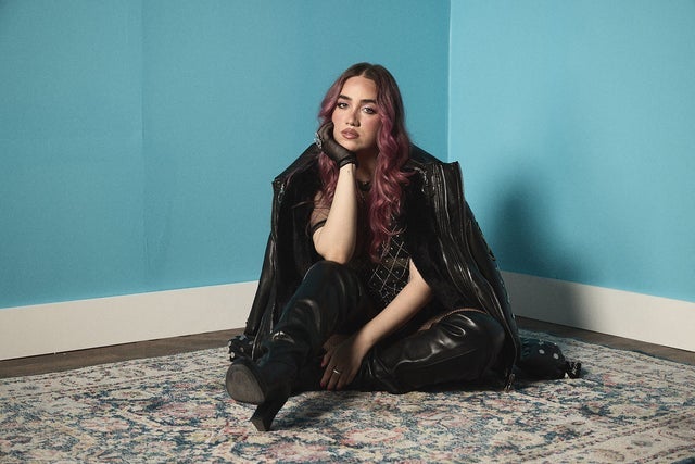 Ela Taubert - PREGUNTAS A LAS 11:11 TOUR presales in Houston