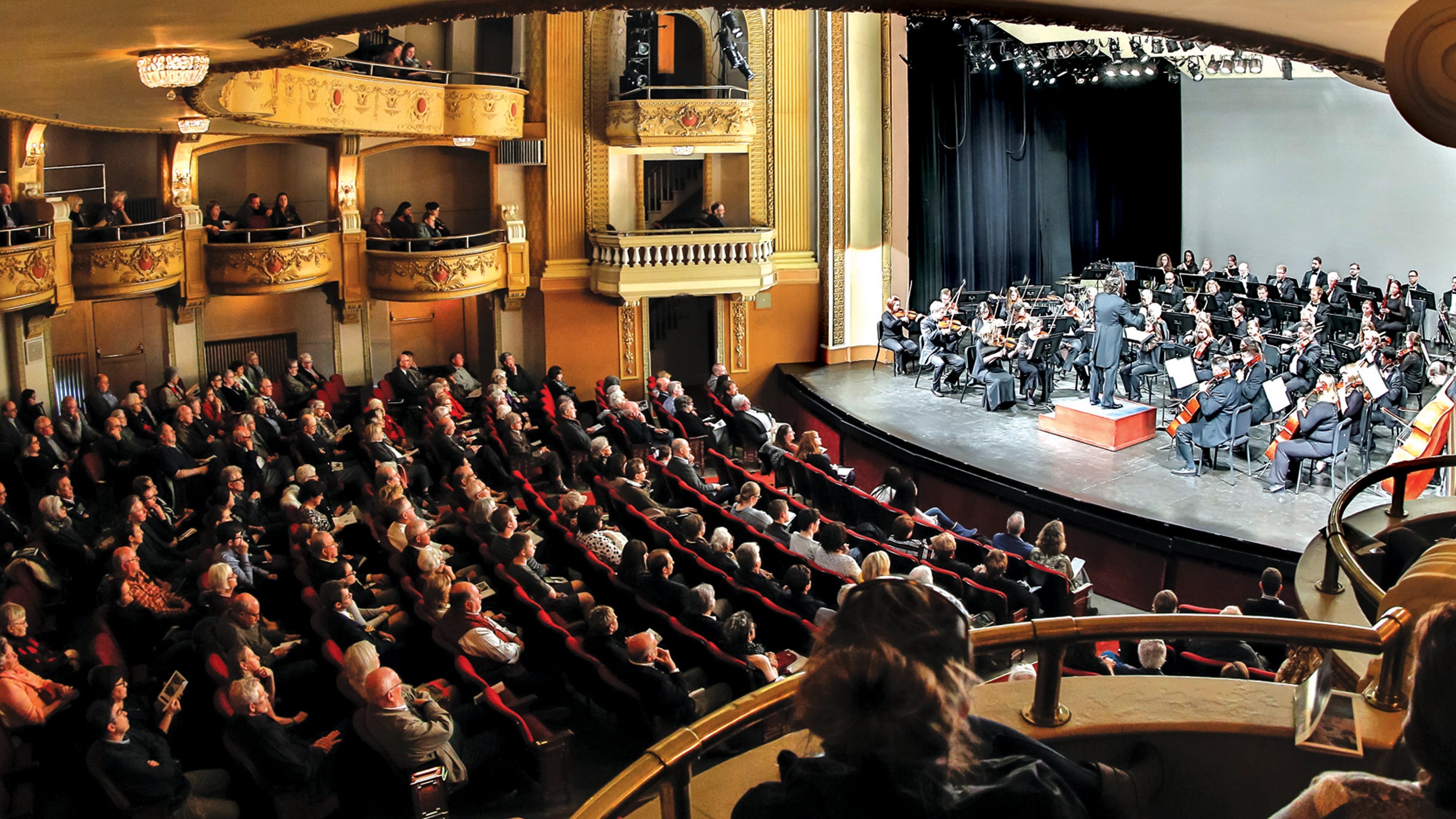 Dubuque Symphony Orchestra: Latin-American Inspiraci�n at Five Flags Center – Dubuque, IA