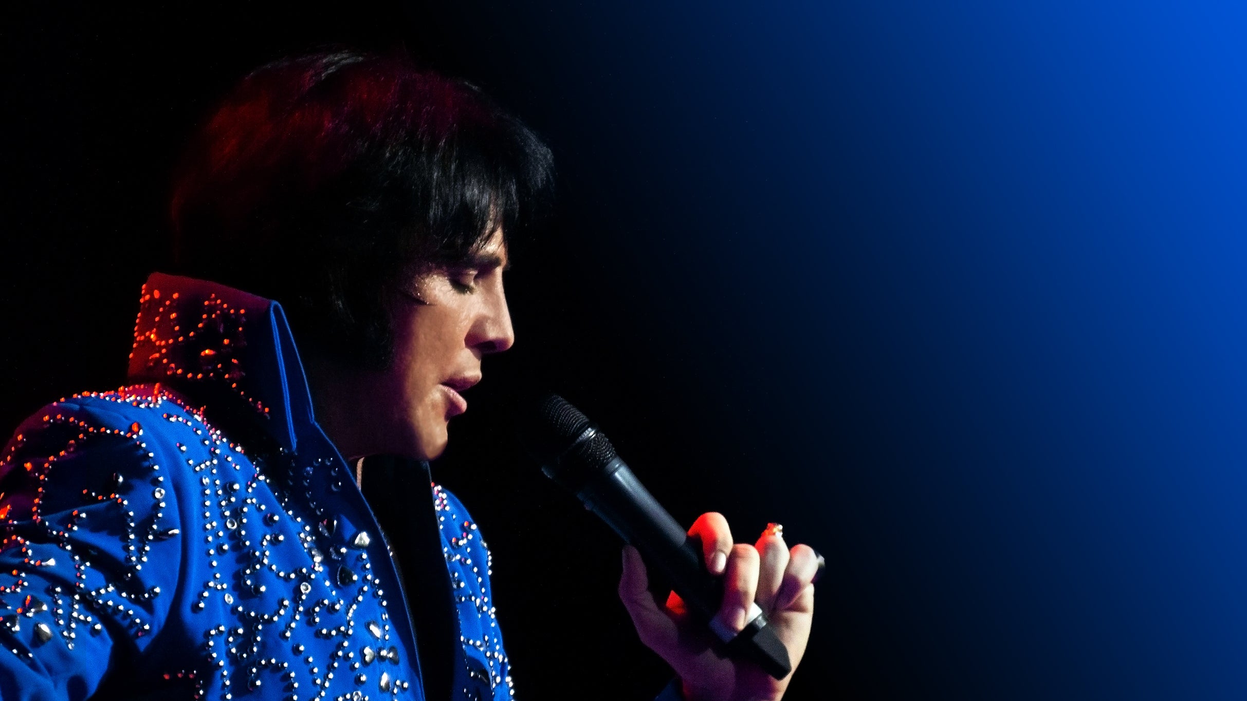 The Ultimate Elvis Experience 