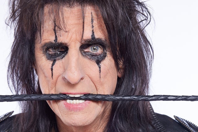 Alice Cooper - Too Close For Comfort