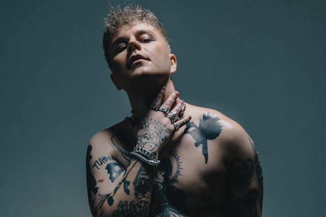 Ticket Reselling Costee