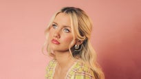 Elizabeth Nichols: I Don't Kiss & Tell, I Kiss & Tour
