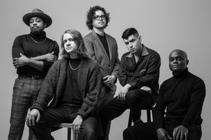Durand Jones & The Indications