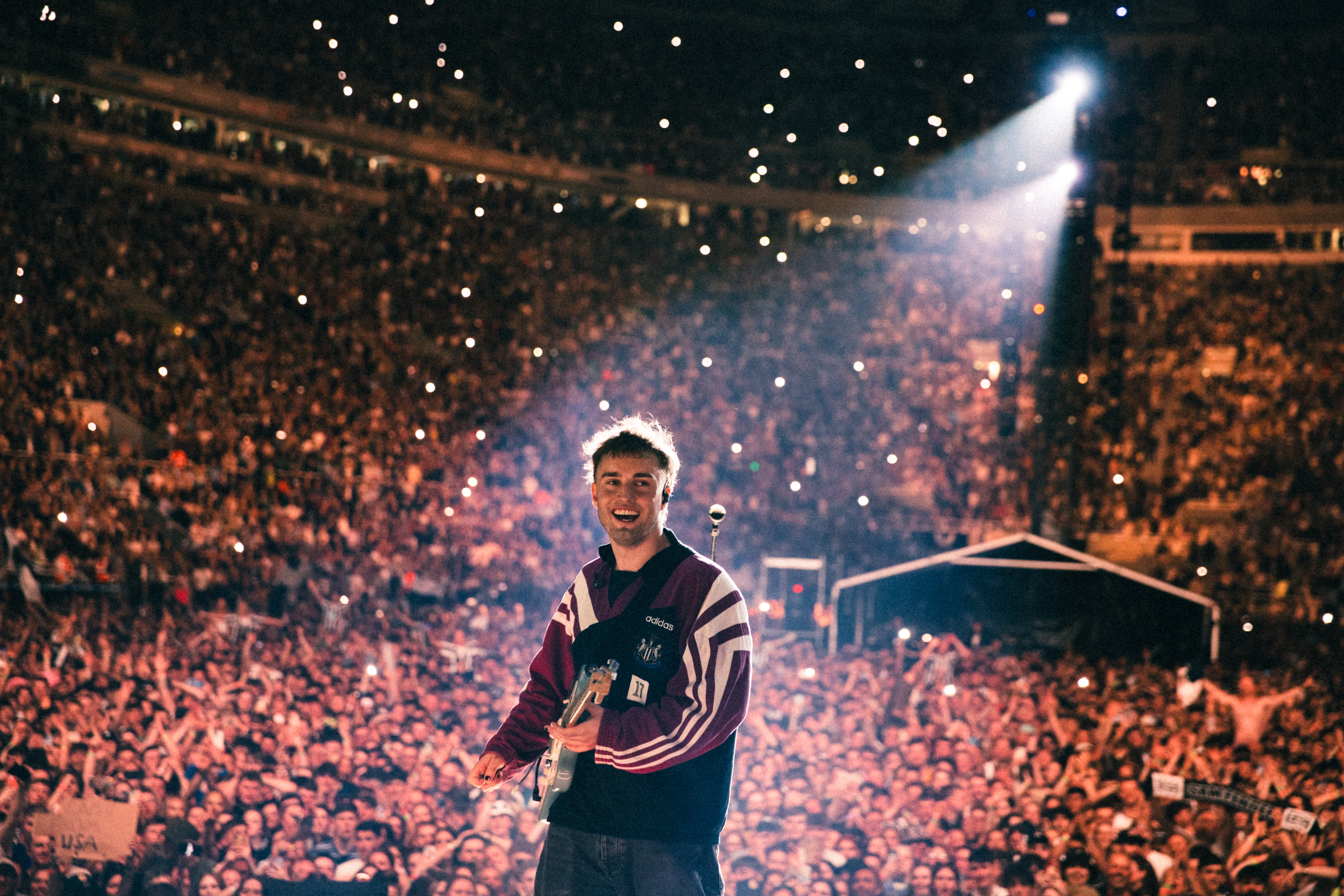 Sam Fender - People Watching Stadium Tour 2025 Event Title Pic