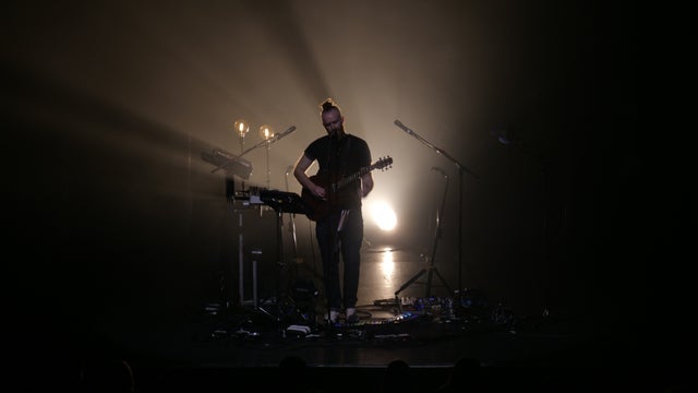 Newton Faulkner in The Marble Factory, Bristol 28/11/2024