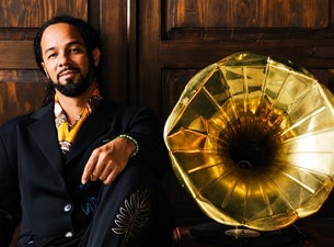 KESmas avec KES The Band au Theatre at Great Canadian Toronto