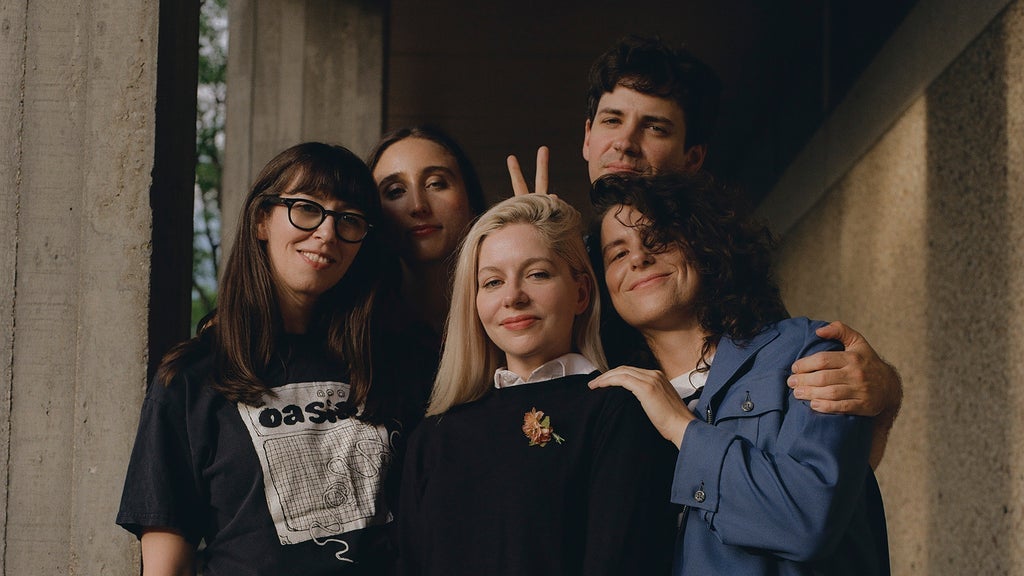 Hotels near Alvvays Events