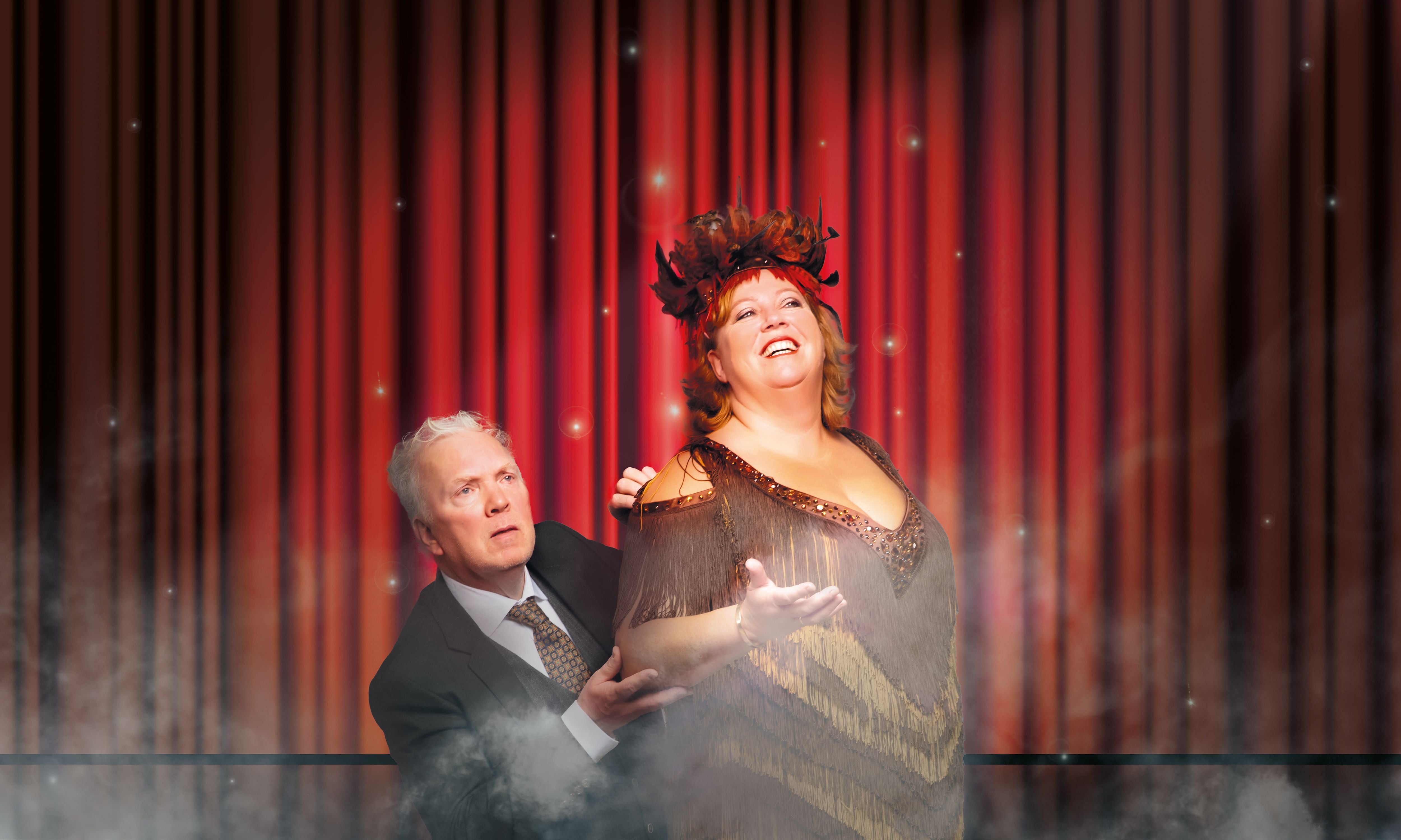 Gutta backer julen inn