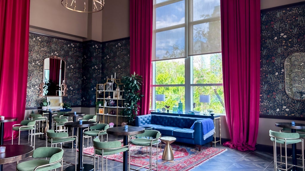 Photo of The Lounge at Martin Marietta Center for the Performing Arts