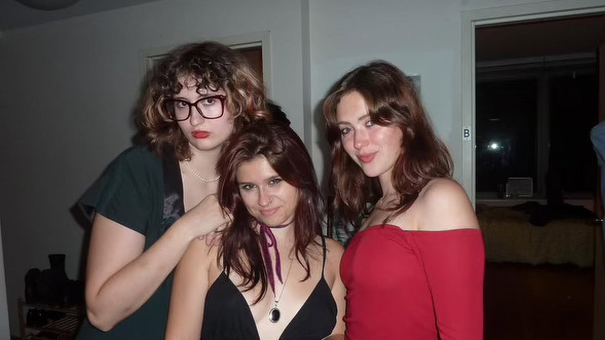 Betty Jo, Charly Kerr, ELIS