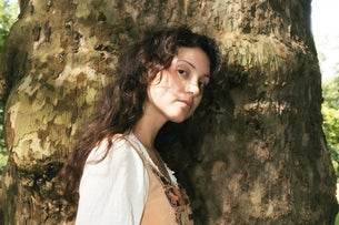 Liana Flores - Autumn 2025