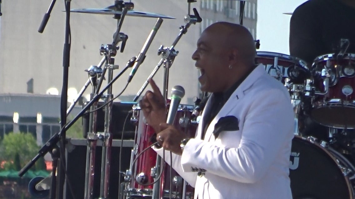 Peabo Bryson with Will Downing, Najee and more Tickets