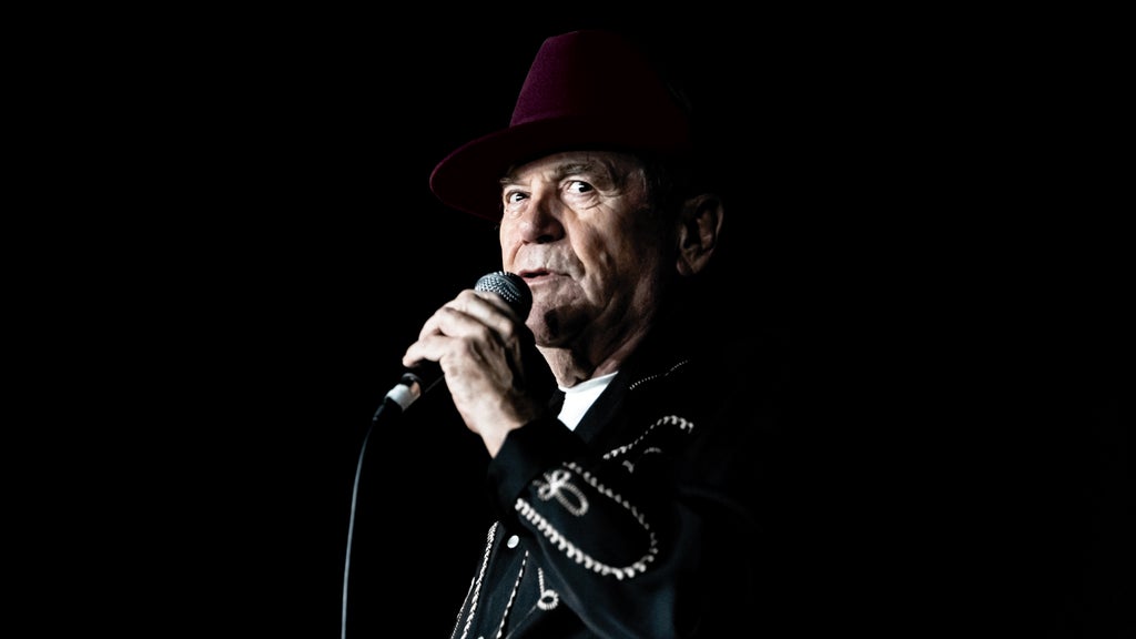Hotels near Glenn Shorrock Events