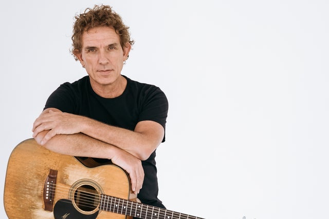 Presales to ian moss: members use these when buying pre-sale tickets