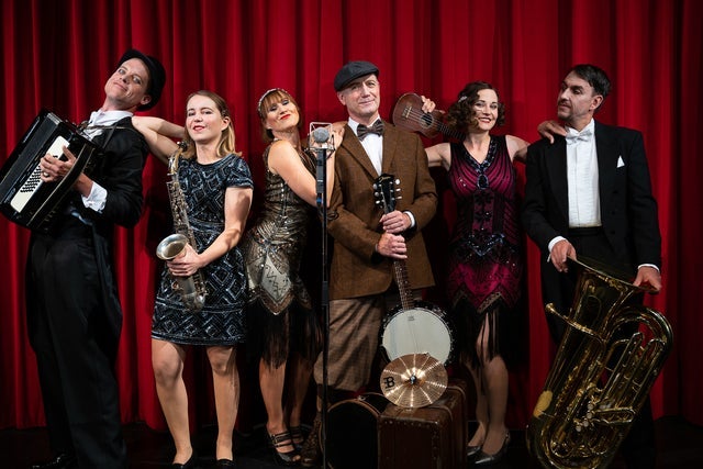 Berliner Vocaphoniker - Berlin - New York Revue