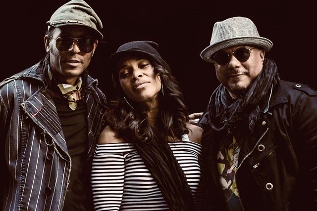 Shalamar Featuring Howard Hewett, Jeffrey Daniel, Carolyn Griffey