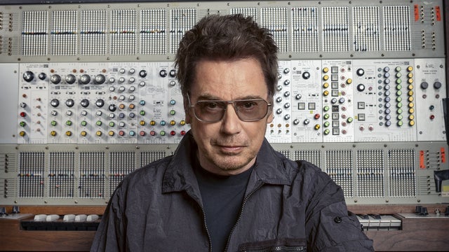 Jean-Michael Jarre - Oxygène & Beyond Tour