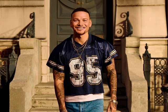 Kane Brown in Murphys promotional photo for Wine Club presale tickets offer