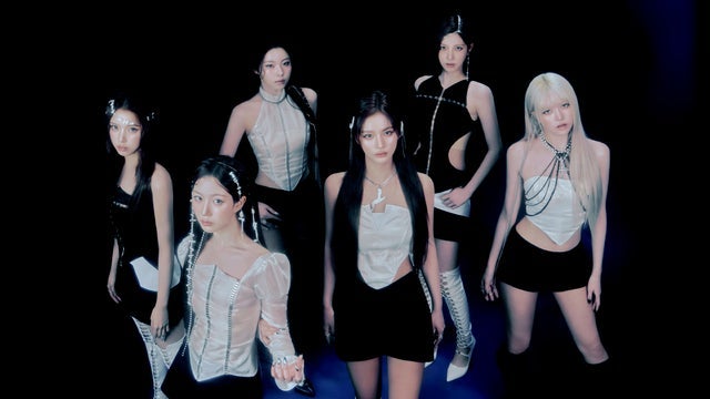 TWICE [THIS IS FOR] WORLD TOUR IN LOS ANGELES at Kia Forum on SUN