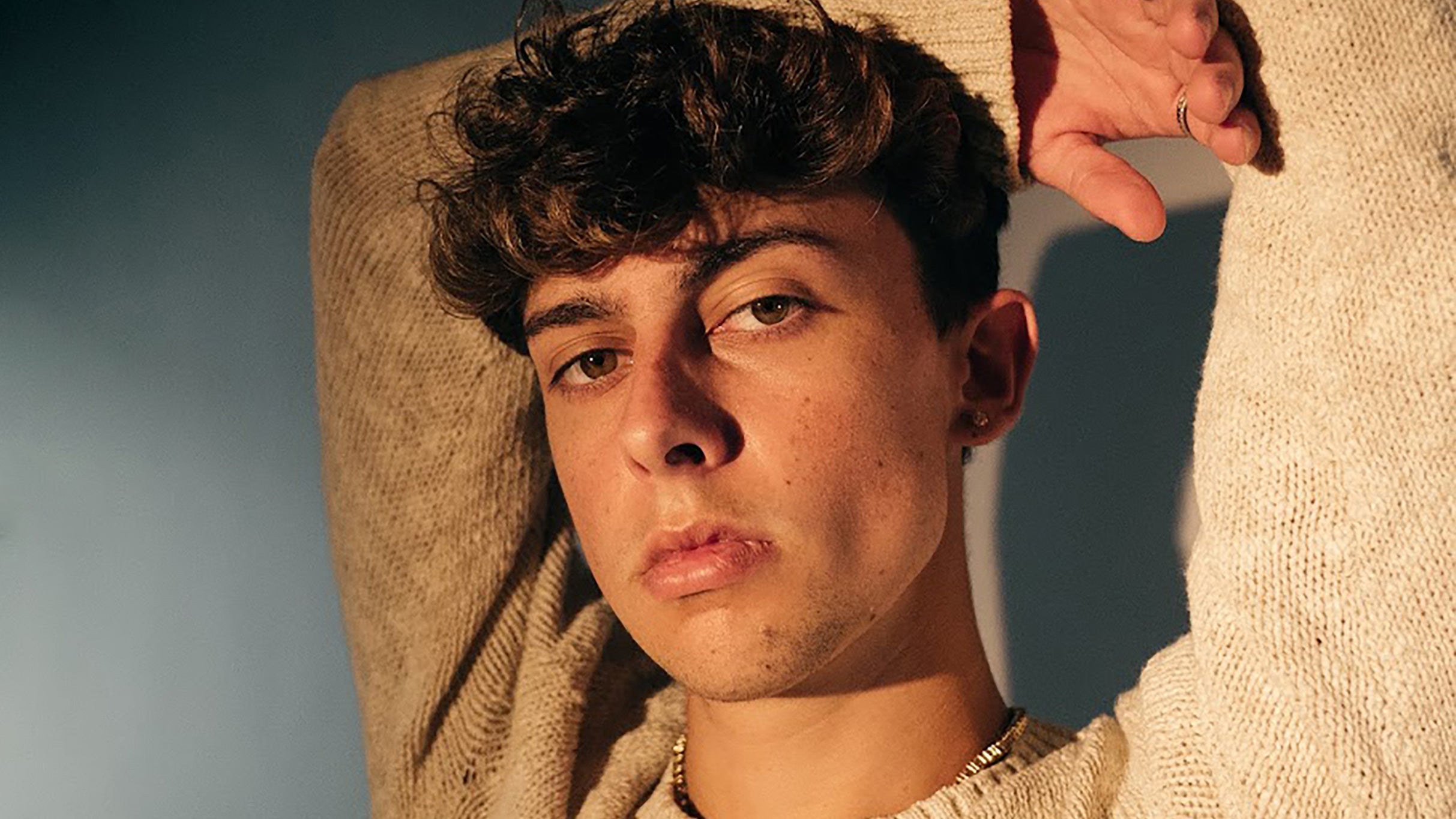 Zach Hood pre-sale password
