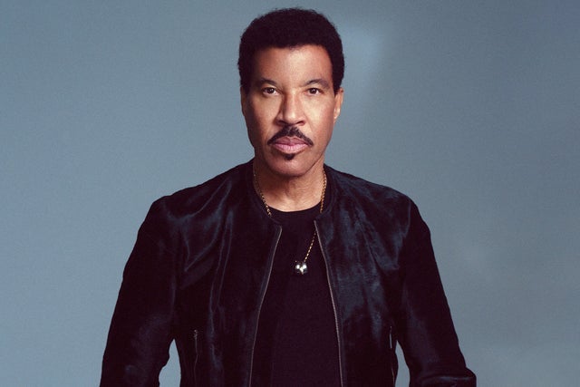Presales to lionel richie and earth, wind &amp; fire sing a song all night long: members use these when buying pre-sale tickets