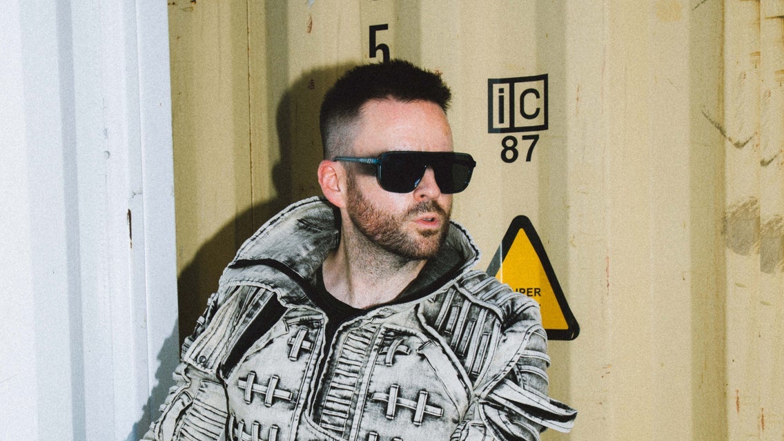 GARETH EMERY PRESENTS LSR/CITY: CYBERPUNK