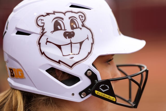 Minnesota Gophers Softball hero