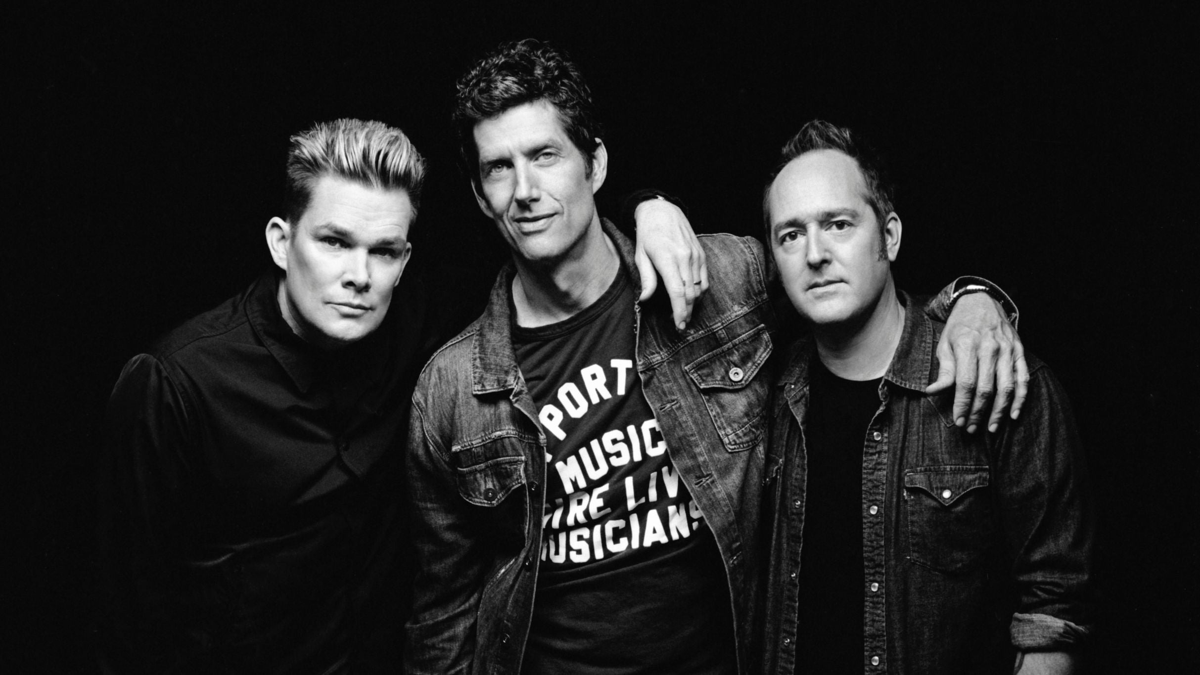 Never Ending ’90s Presents: Ezra Ray Hart – ’90s Hits & Xmas Riffs at Brooklyn Bowl Nashville – Nashville, TN