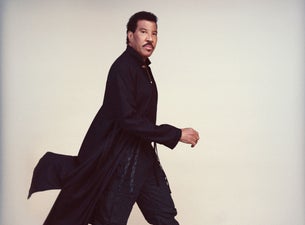 Lionel Richie, 2025-06-12, Manchester