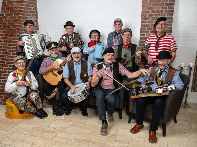 Gårdsangerne fra Thy official photo