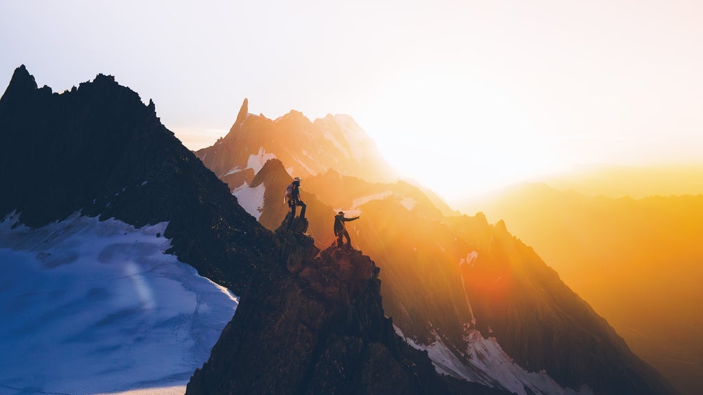 Hotels near Banff Mountain Film Festival Events