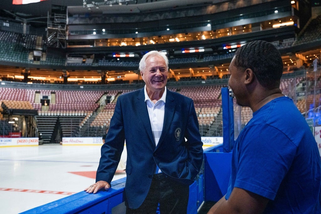 Leafs VIP Guided Tour of Scotiabank Arena with alumni Darryl Sittler