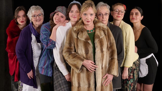 Union Theater Bremen: Die Acht Frauen in bremer kriminal theater, Bremen 13/05/2025
